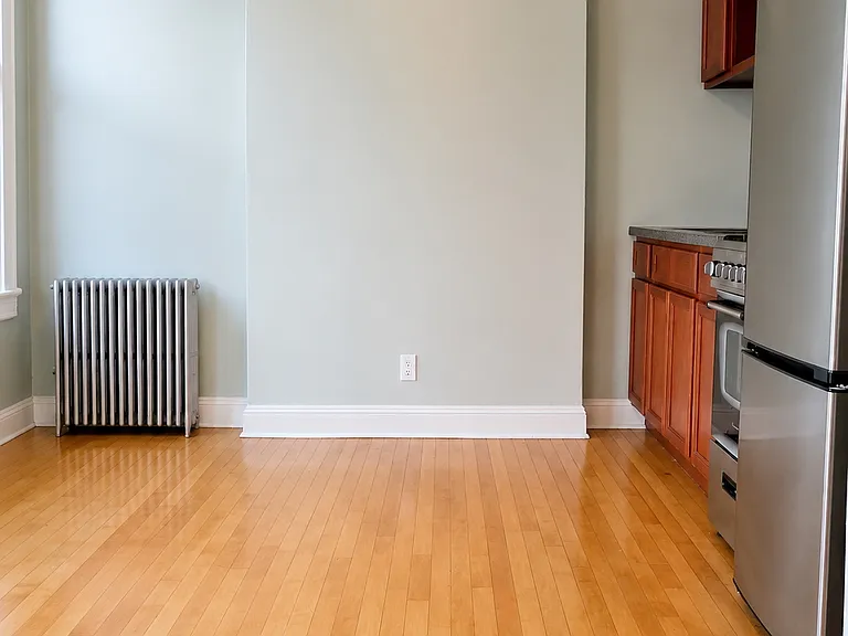 30 Fillmore Pl #1F — Photo 3