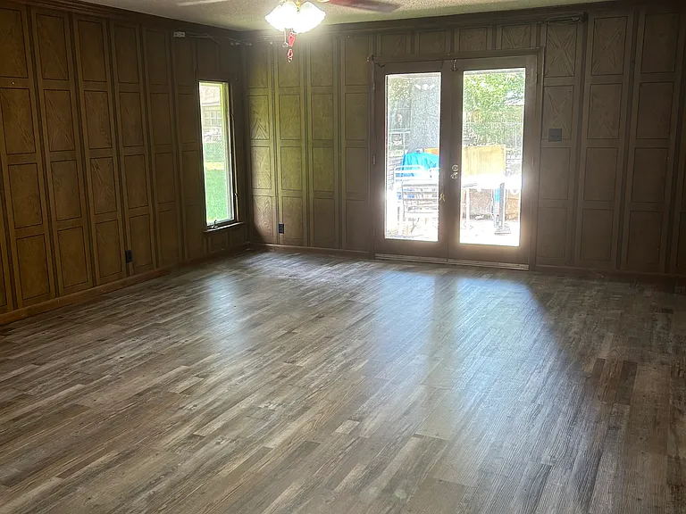 1713 Orval Cv — Photo 19
