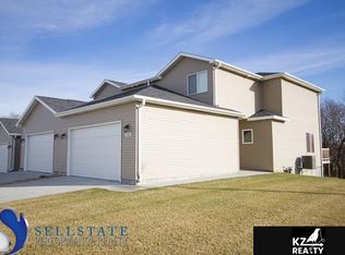 1360 SW 25th St, Lincoln, NE 68502