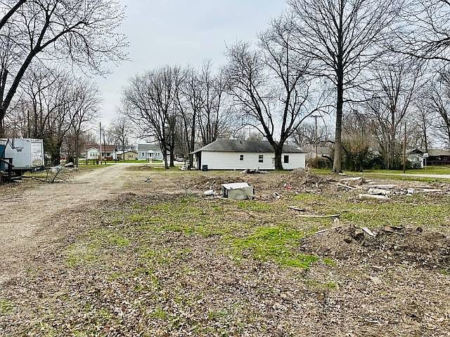 Listing photo 5