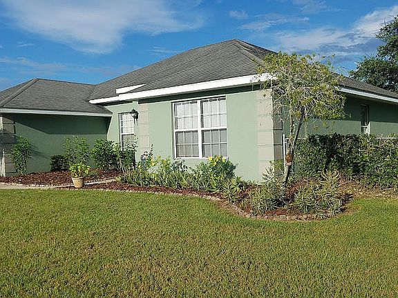 2nd image of 1047 SE 67th Ct