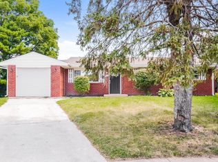 17 Gerry Ct, Beech Grove, IN 46107