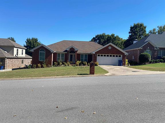 3rd image of 108 Waterside Dr