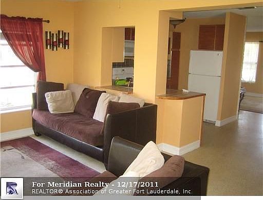 3rd image of 1509 NE 2nd St