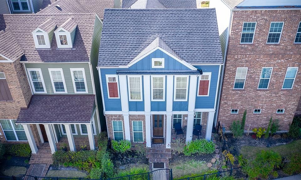 1st image of 39 E Breezy Way