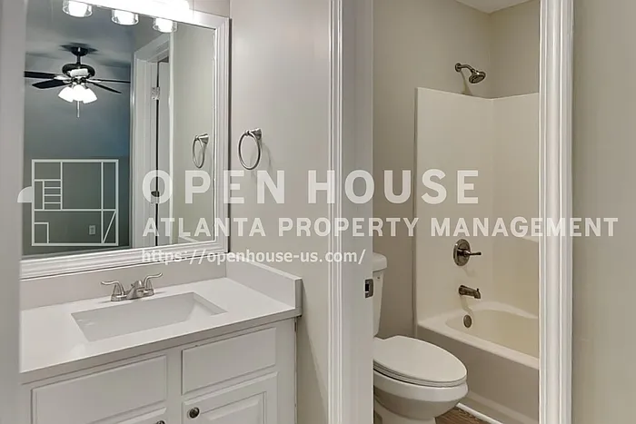 6778 Oakhurst Ct — Photo 14