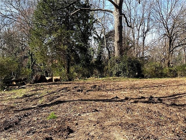 2nd image of 275 E Center Ave