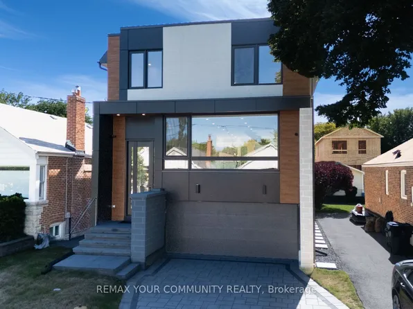 360 Woodmount Ave, Toronto, ON M4C 4A5