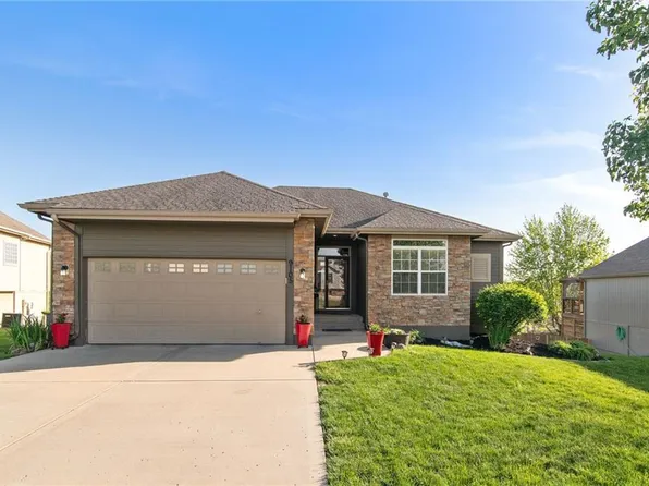 9105 NE 103rd St, Kansas City, MO 64157