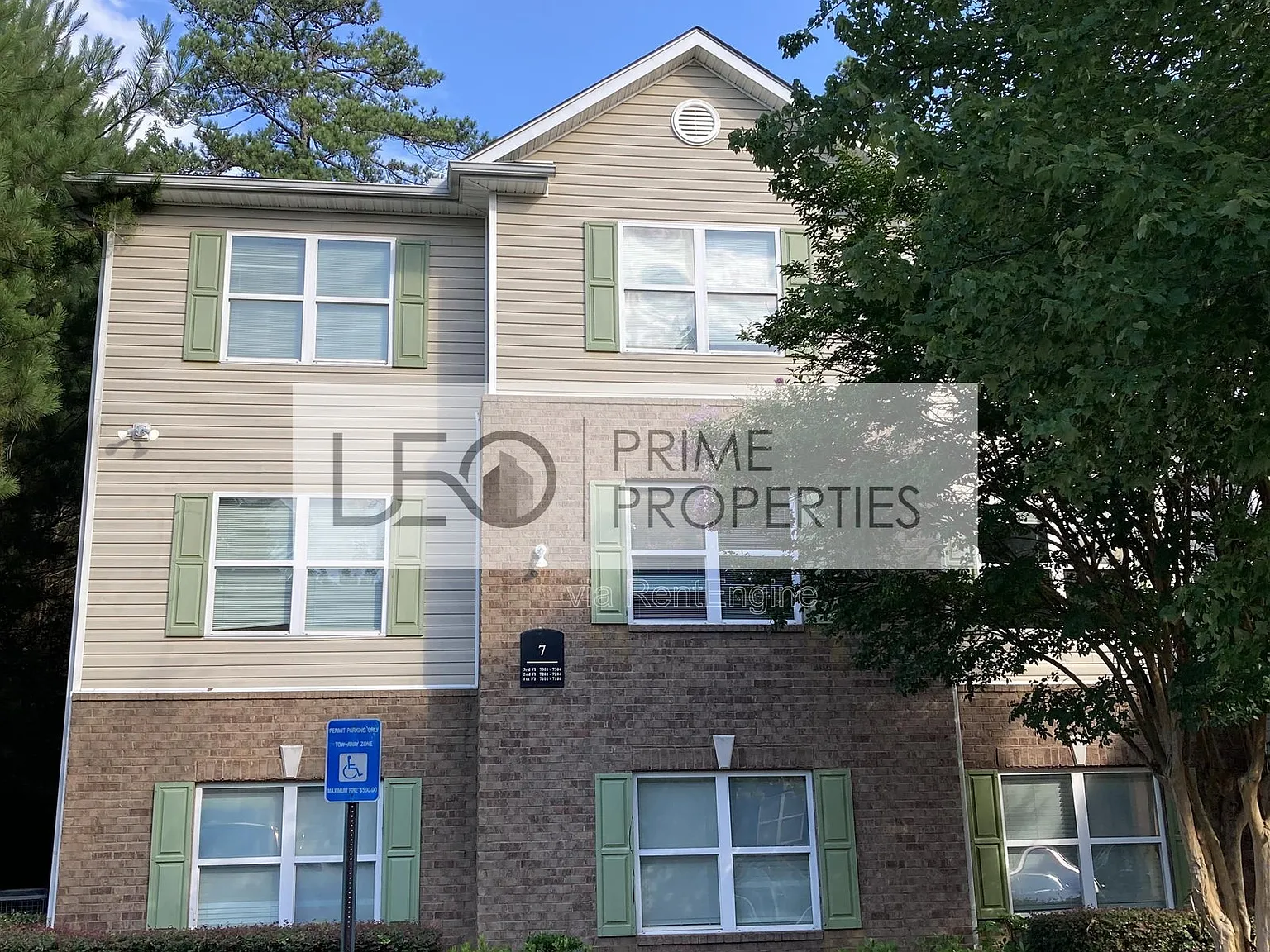 3 bed, 2.0 bath, 1292 sqft, $1,350 — Photo 1