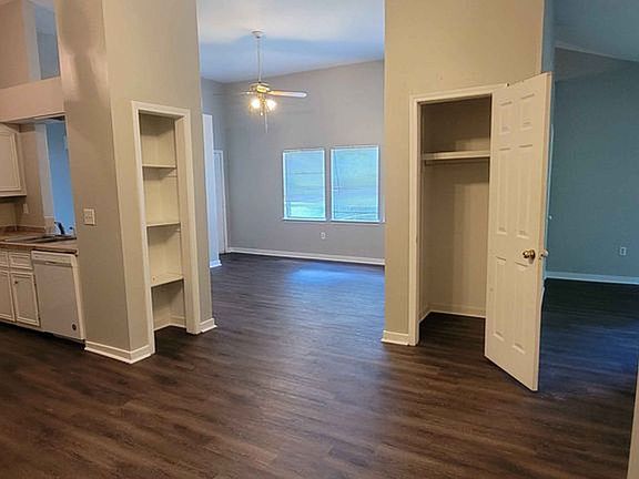 4th image of 228 Brendalwood Blvd Unit A