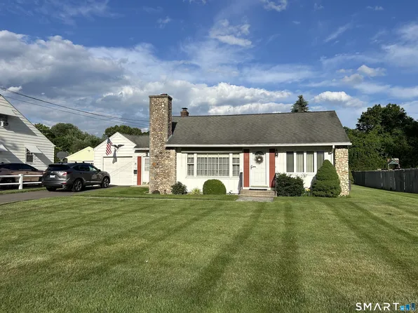16 Locust Street, Plainville, CT 06062