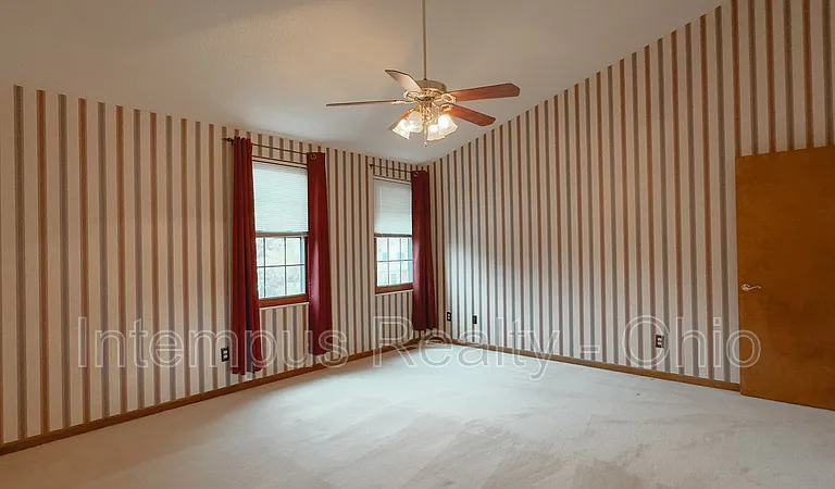 370 Glenside Ln — Photo 21