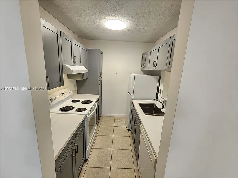 4401 W McNab Rd #16 — Photo 9