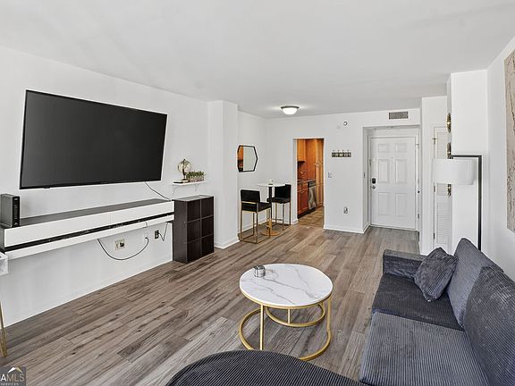 4th image of 1280 W Peachtree St NW APT 1702