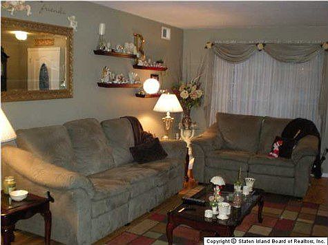 4th image of 21 Mildred Ave