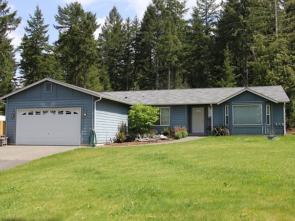 5th image of 240 NE Seitz Dr