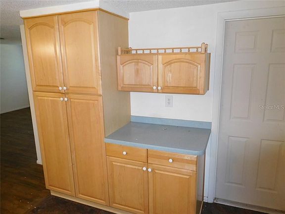 5th image of 2719 Joann Pl