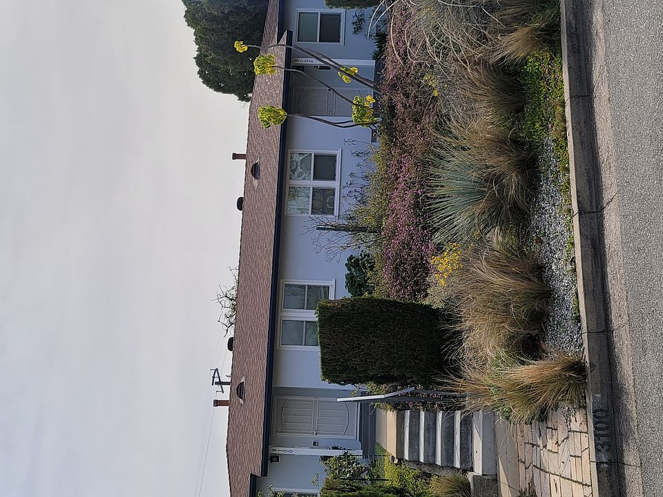 Duplex: 3100 is on the left.