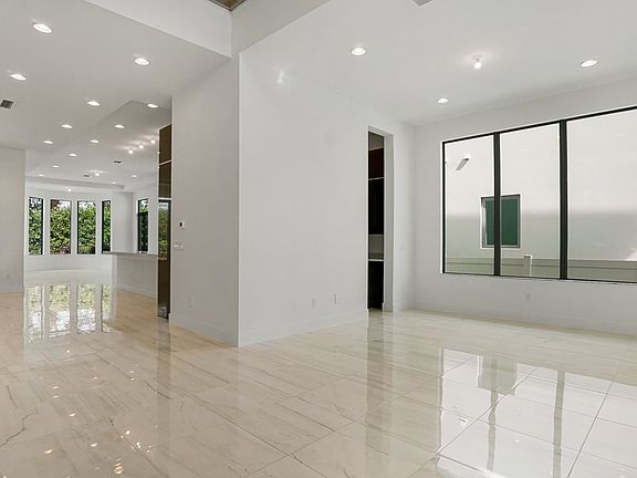 4th image of 13468 Machiavelli Way