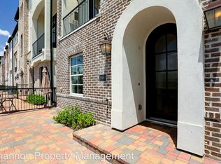 9449 Fannin St, Houston, TX 77045