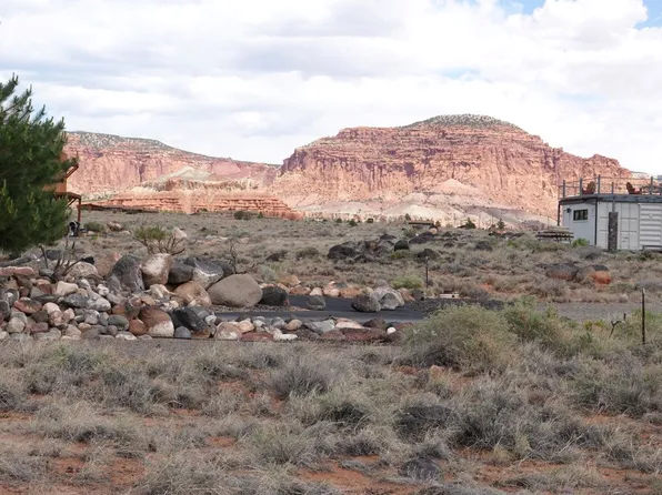 579 W Heather Mesa Dr, Torrey, UT 84775