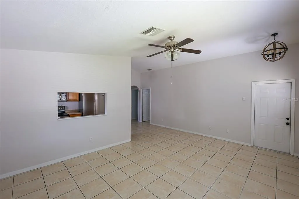 2 bed, 2.0 bath, 1036 sqft, $2,800 — Photo 3