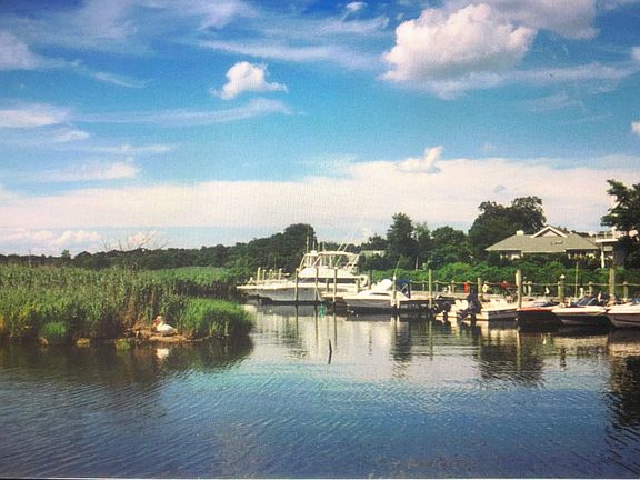 5th image of 426 N Midland Pond Ct
