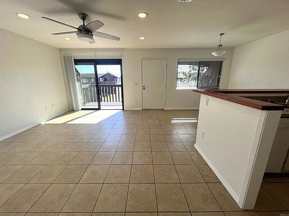 3rd image of 2556 Ocean Cove Dr