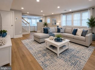 233 E Montgomery Ave, Ardmore, PA 19003
