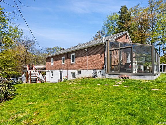 2nd image of 307 White Pond Road