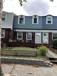 323 Stevens Ave, Jersey City, NJ, 07305