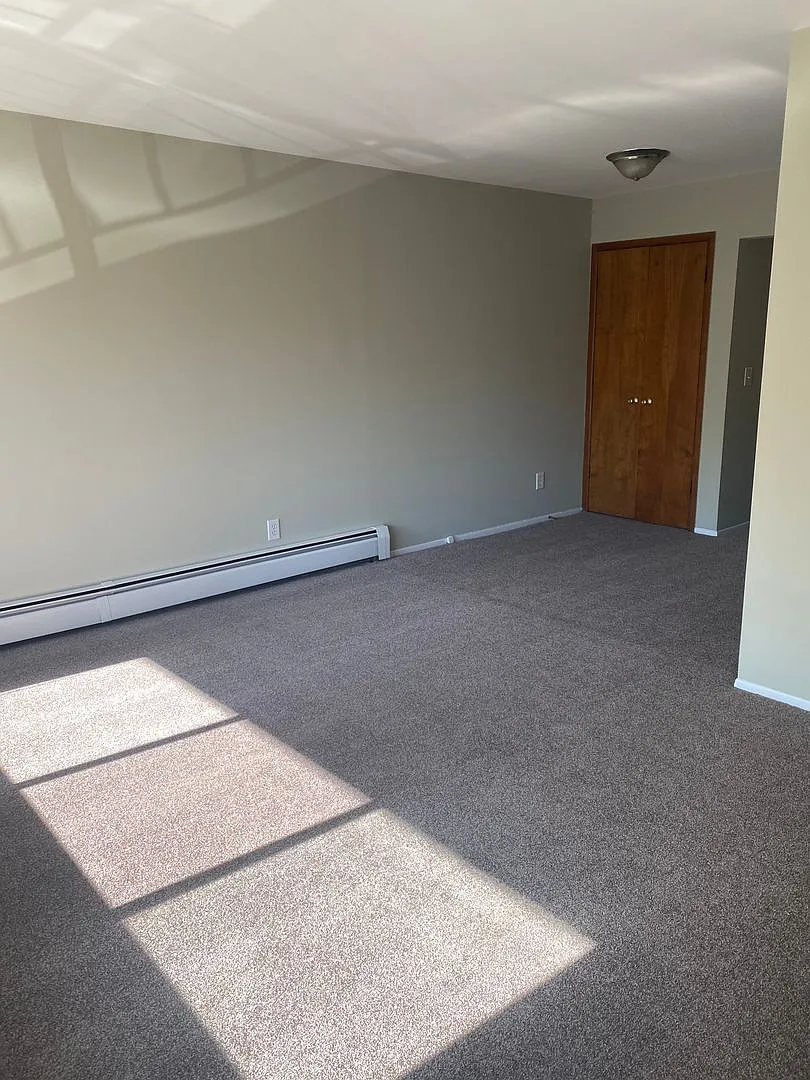 1 bed, 1.0 bath, 670 sqft, $1,225 — Photo 4
