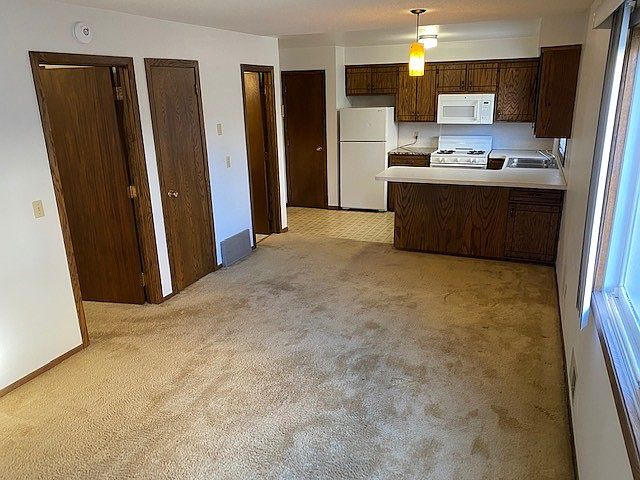 6 - marketing Kitchen 1_04232021