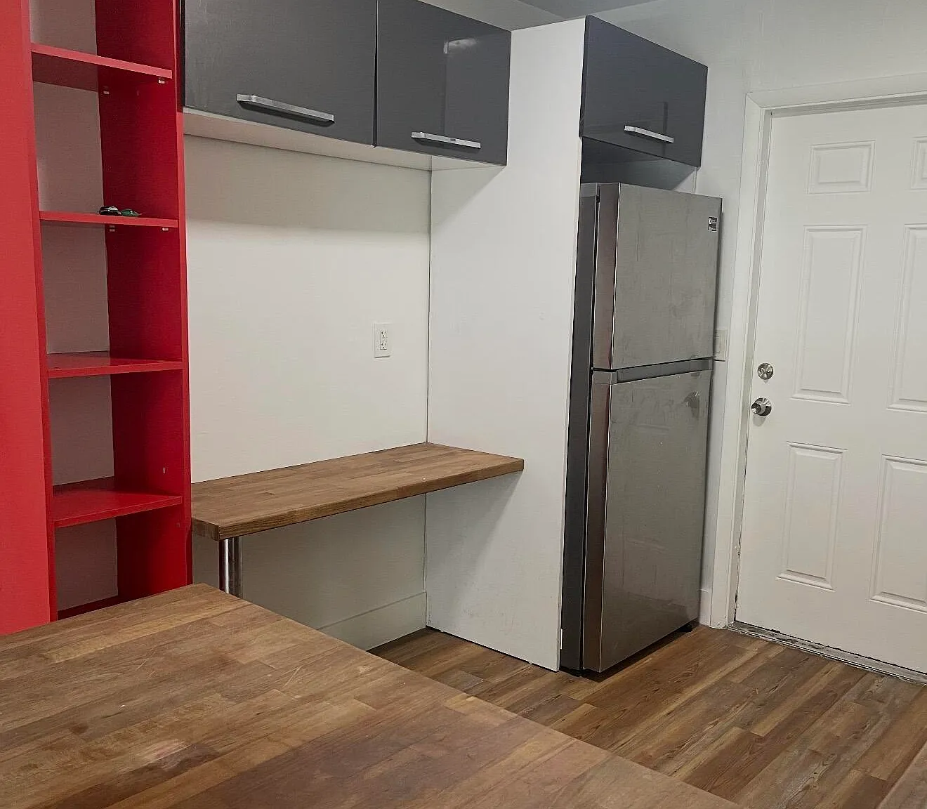 2 bed, 1.0 bath, 729 sqft, $1,850 — Photo 2