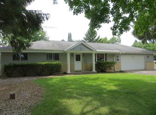 W225 Belleview Ave, Oconomowoc, WI 53066