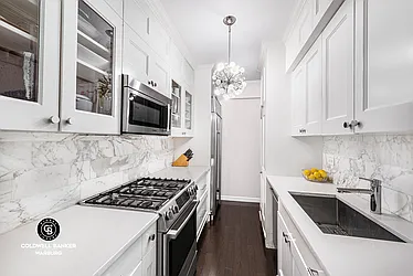 Sold by Coldwell Banker Warburg