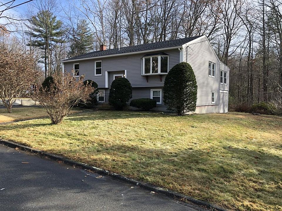 1st image of 17 Bayberry Ln