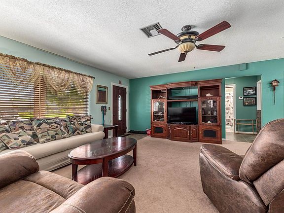 2nd image of 1430 Fernlea Dr