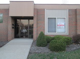 113 N River St, Fenton, MI 48430