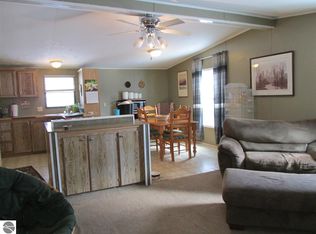 9661 Bob Rd, Cadillac, MI 49601