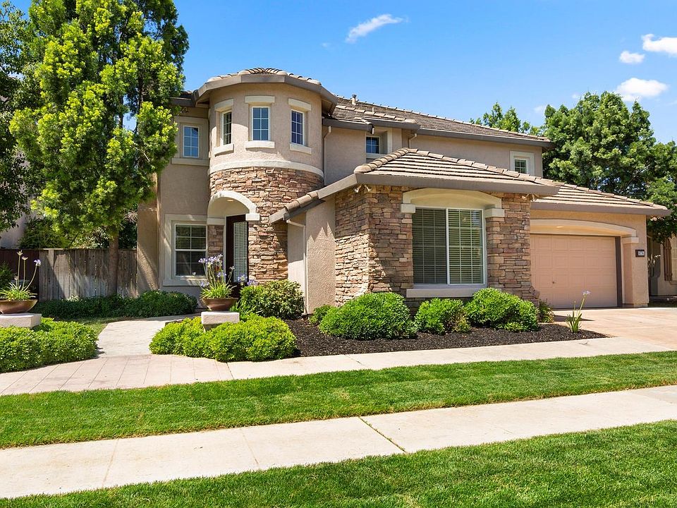 2nd image of 9776 Bovill Dr