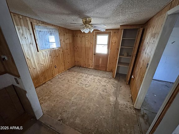 3rd image of 1903 W WINDSONG Street