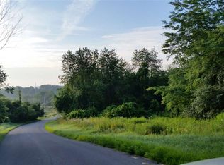 Betts Rd, Brunswick, NY 12180