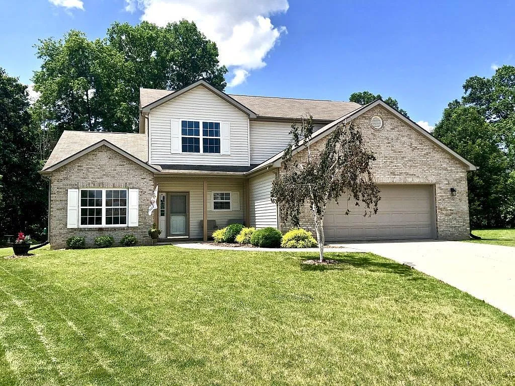 425 Treeline Cv photo 1