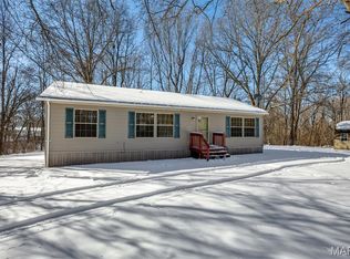 104 Mine Rd, Sawyerville, IL 62085