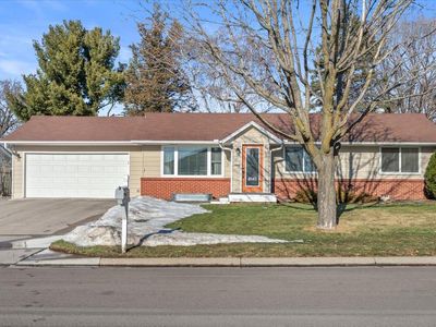 8145 Henslowe Ave S, Cottage Grove, MN, 55016