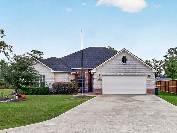4th image of 18526 Steele Point Dr