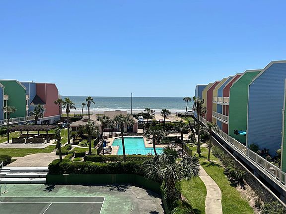 3rd image of 7820A Seawall Blvd #108