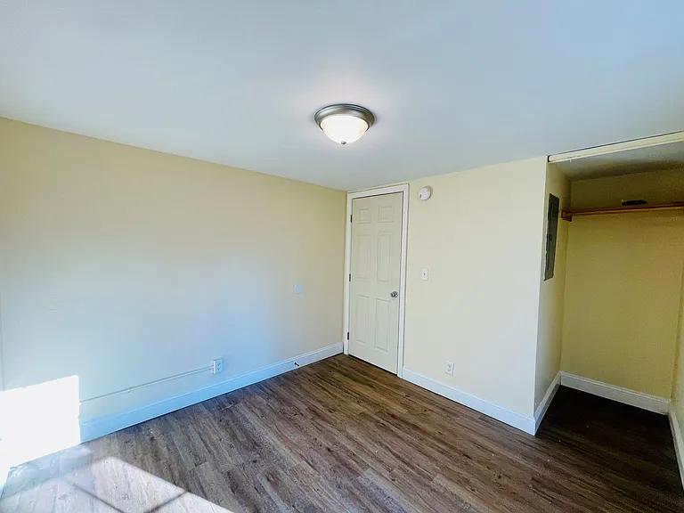 120 Calm Cove Cir — Photo 36